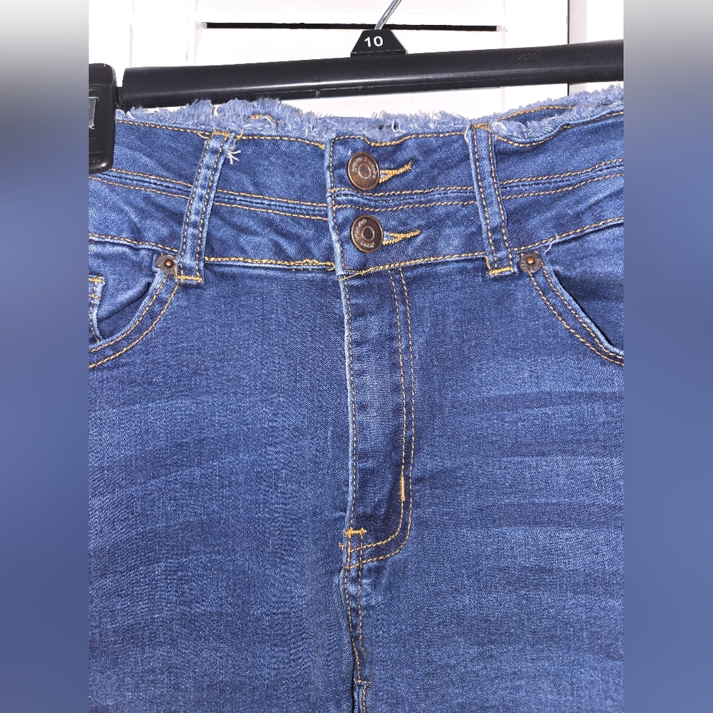 Vince Blue Co Women's 9 Raw Hem Distressed Jeans - Picture 3 of 14